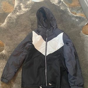 New without tags junior girls lightweight jacket.